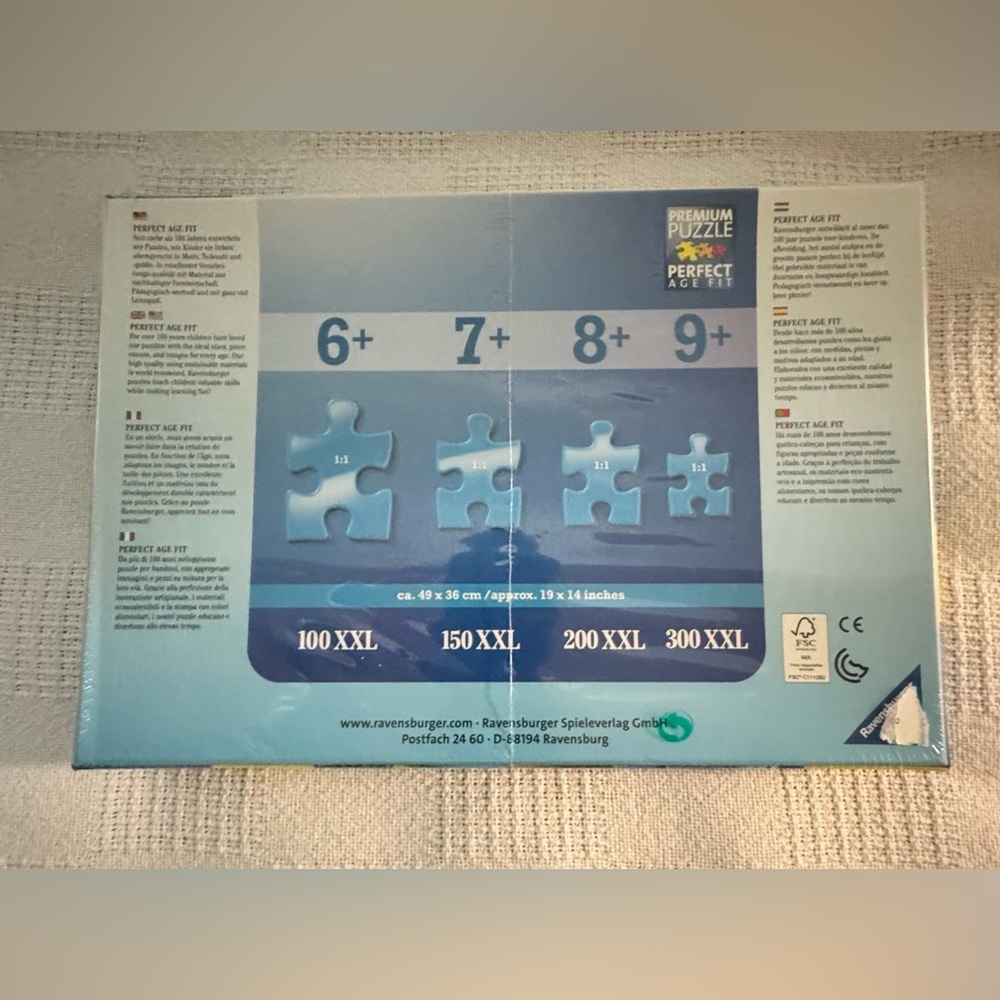 Ravensburger Vibrant Ocean Puzzle - Blue and Yellow Sea Life - Picture 5 of 6